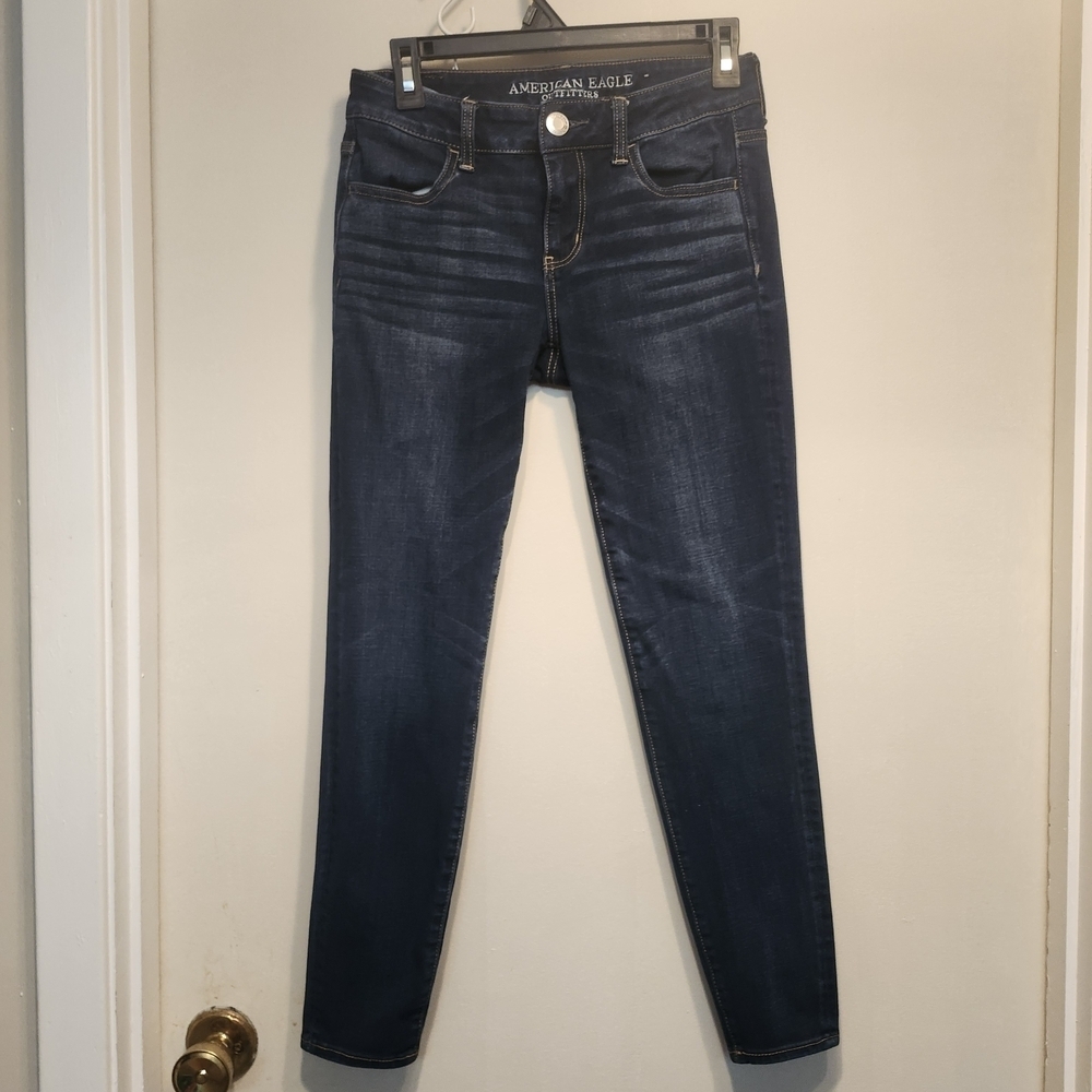 American Eagle Outfitters Women's Dark Blue Jeans